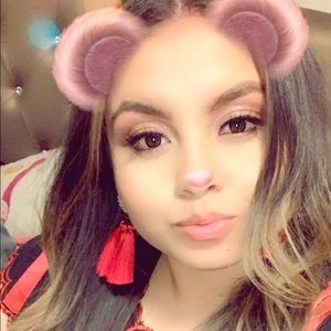 Meet your Posher, Brenda